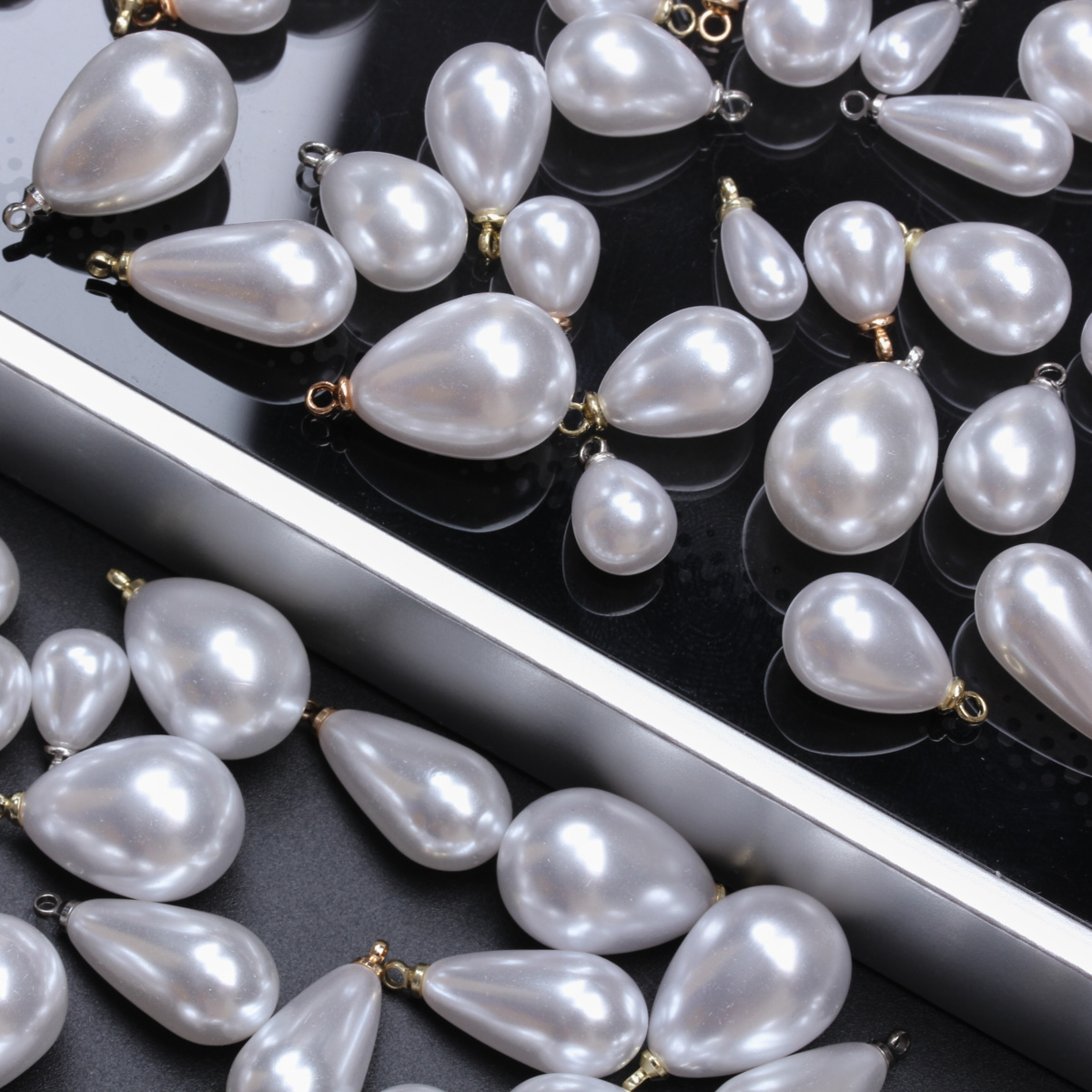 100pcs/bag 10/14/16/18mm Brigh - Resin Art Necklace review and price