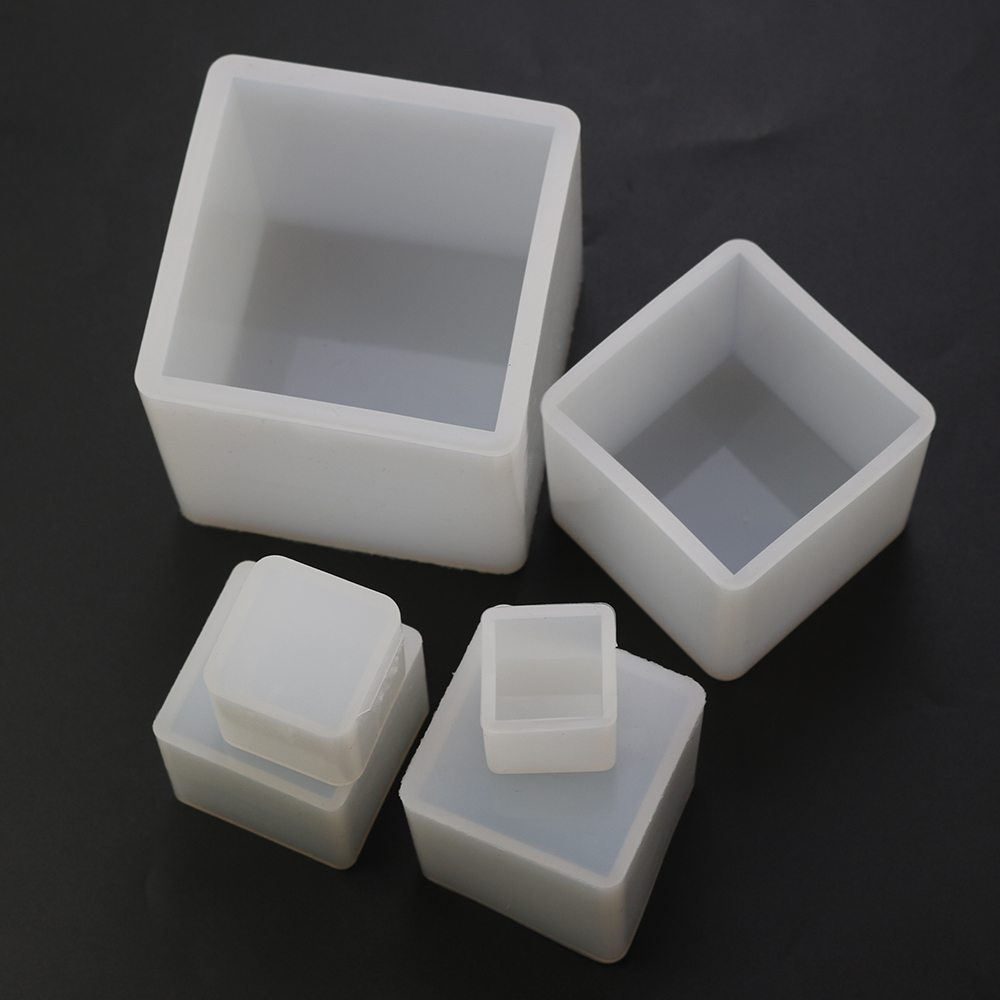 JCD 1pcs DIY Silicone Pendant  - Resin Art Cube review and price