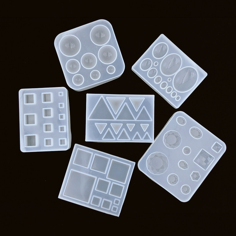 Cute beads Cube triangle Silic - Resin Art Cube review and price